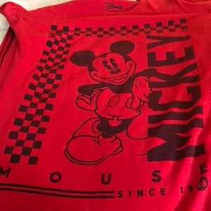 Boys youth (L) long sleeve. Disney. Mickey Mouse.